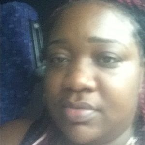 Meet your Posher, Yahira